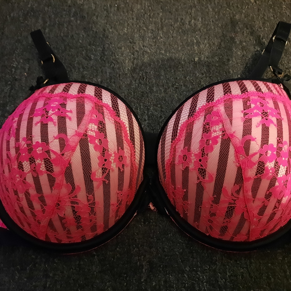 VS Very Sexy bra 36DD